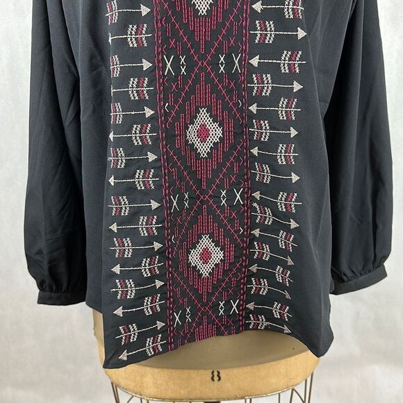 NWT Cruel Denim Blouse Ladies Sz XL Black Embroidered Southwest Tie Back Lightwe - Picture 3 of 8